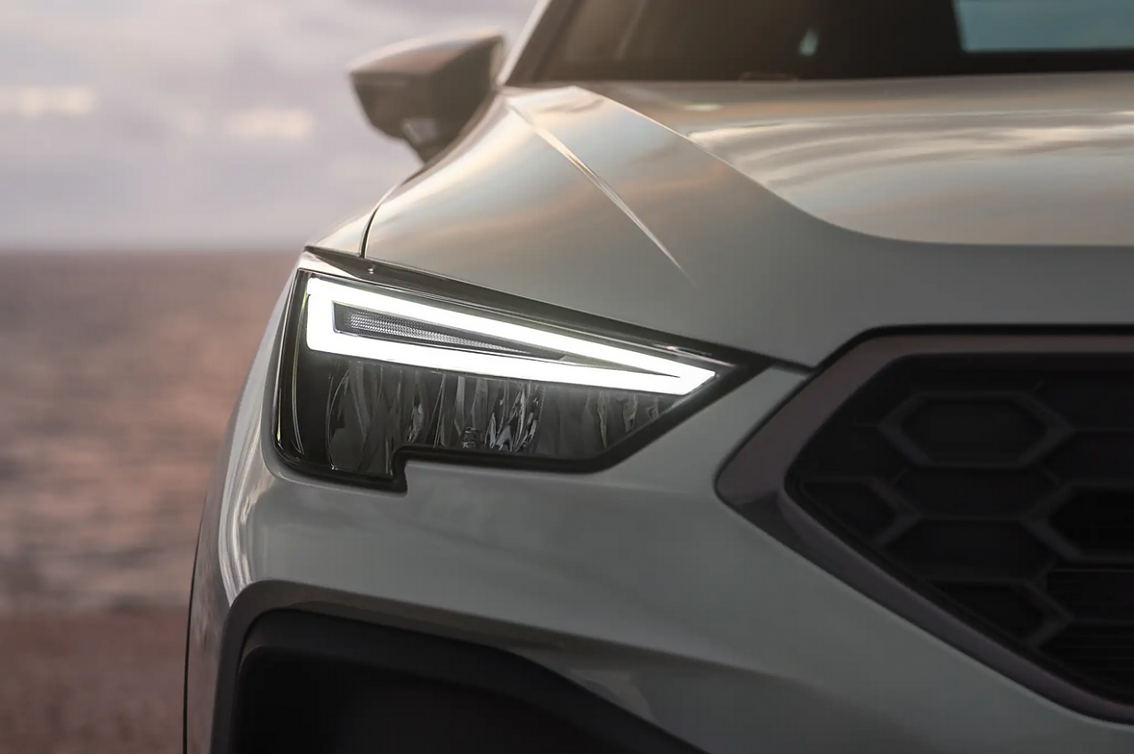 Frontbereich des neuen Seat Arona (Foto: Cupra / Seat )