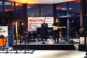 Abendveranstaltung � Er&ouml;ffnung der Filiale Annaberg (Foto: RATIO MOBIL)