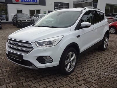 Ford KUGA 1.5 4X4 TITANIUM NAVI AHK SITZH. EINPARKH. Ford KUGA 1.5 4X4 TITANIUM NAVI AHK SITZH. EINPARKH.
