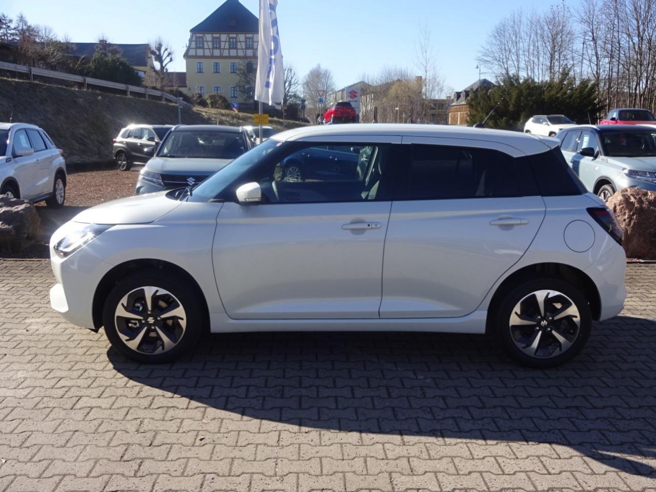 Suzuki SWIFT 1.2 DUALJET ALLGRIP COMFORT+, CO2-Klasse: C, NAVI SHZ EPH Bildbeschreibung: Suzuki SWIFT 1.2 DUALJET ALLGRIP COMFORT+, CO2-Klasse: C, NAVI SHZ EPH