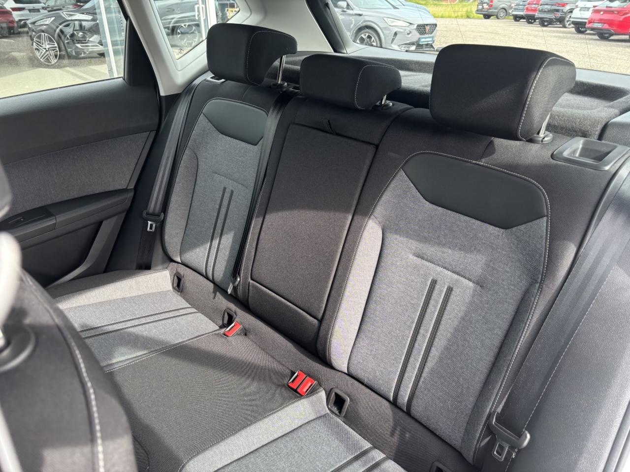 Seat ATECA STYLE 2.0 TDI DSG STANDHEIZ. SITZHEI. EPH Bildbeschreibung: Seat ATECA STYLE 2.0 TDI DSG STANDHEIZ. SITZHEI. EPH