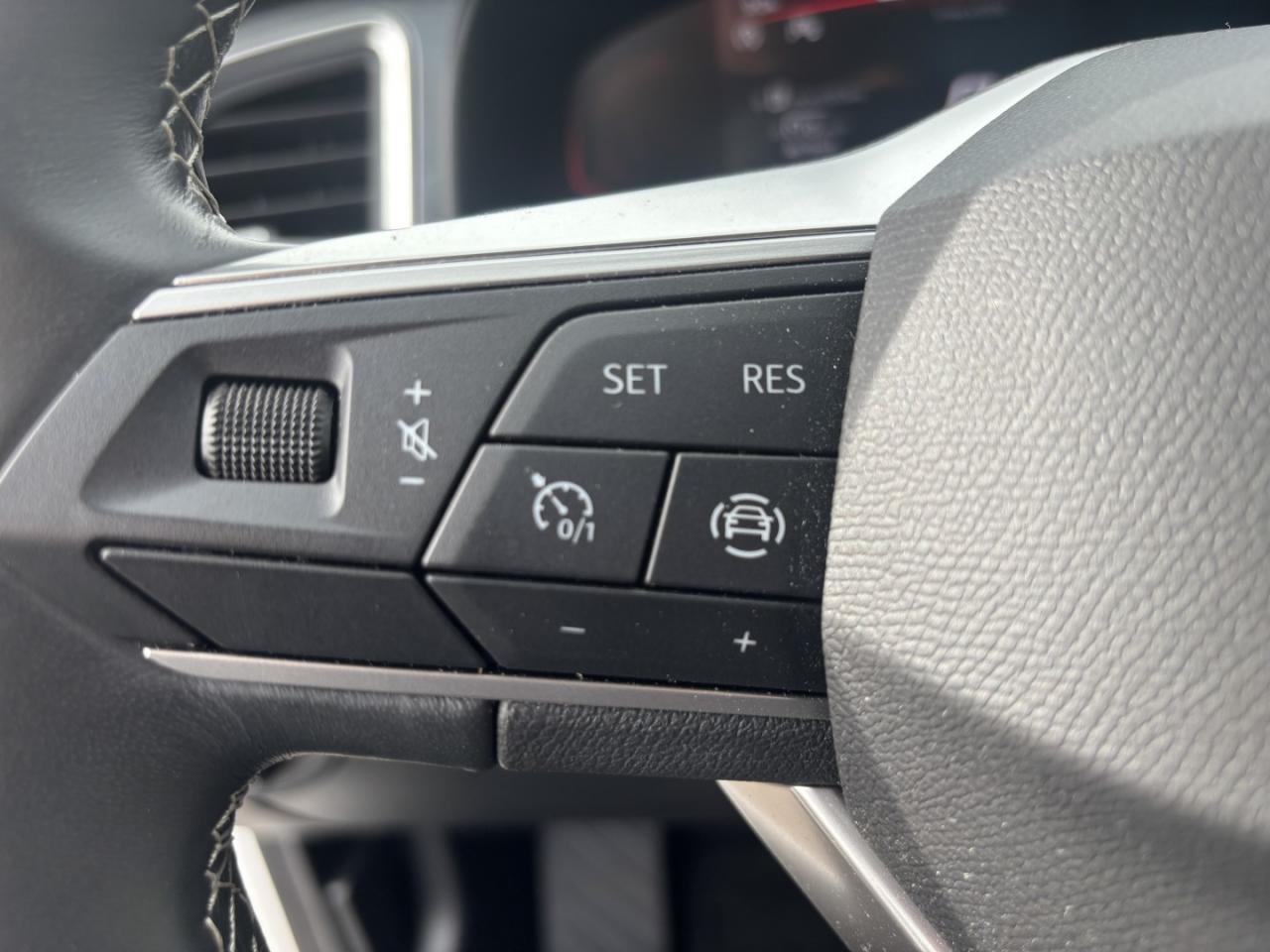 Seat ATECA STYLE 2.0 TDI DSG STANDHEIZ. SITZHEI. EPH Bildbeschreibung: Seat ATECA STYLE 2.0 TDI DSG STANDHEIZ. SITZHEI. EPH