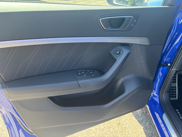 Seat ATECA FR BLACK EDITION 1.5 TSI DSG, CO2-Klasse: E, NAVI AHK EPH Bildbeschreibung: Seat ATECA FR BLACK EDITION 1.5 TSI DSG, CO2-Klasse: E, NAVI AHK EPH