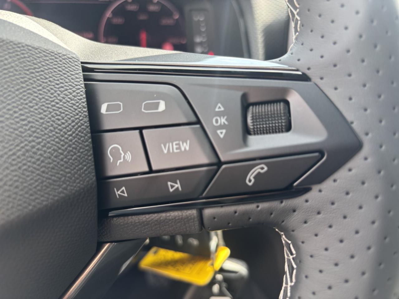 Seat IBIZA FR 1.0 TSI, CO2-Klasse: D, NAVI SITZHEIZ. EINPARKH. DAB+ Bildbeschreibung: Seat IBIZA FR 1.0 TSI, CO2-Klasse: D, NAVI SITZHEIZ. EINPARKH. DAB+