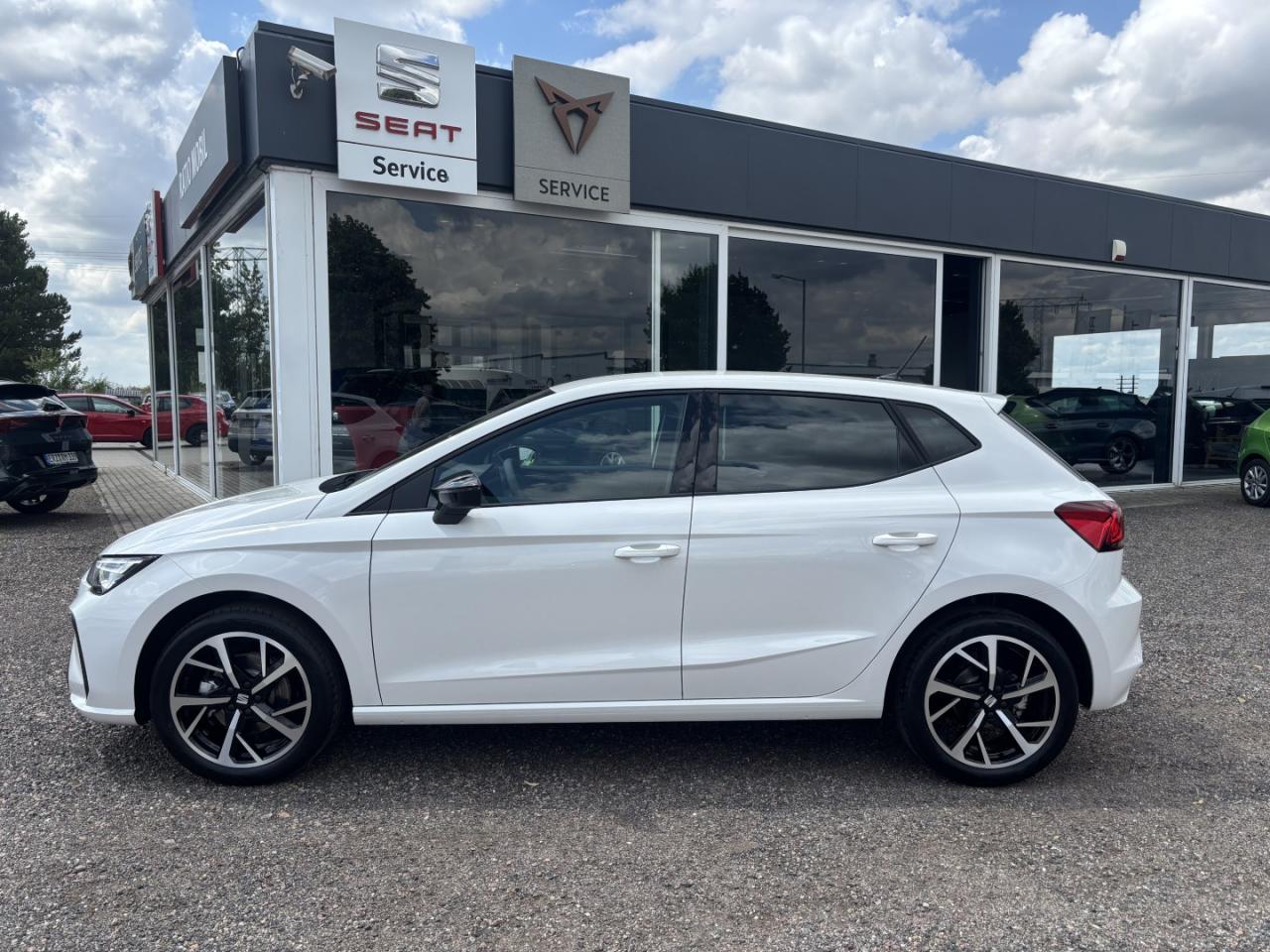 Seat IBIZA FR 1.0 TSI, CO2-Klasse: D, NAVI SITZHEIZ. EINPARKH. DAB+ Bildbeschreibung: Seat IBIZA FR 1.0 TSI, CO2-Klasse: D, NAVI SITZHEIZ. EINPARKH. DAB+