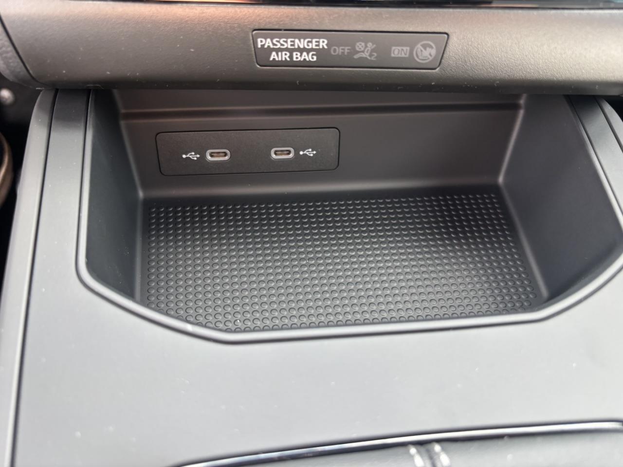 Seat IBIZA FR 1.0 TSI, CO2-Klasse: D, NAVI SITZHEIZ. EINPARKH. DAB+ Bildbeschreibung: Seat IBIZA FR 1.0 TSI, CO2-Klasse: D, NAVI SITZHEIZ. EINPARKH. DAB+