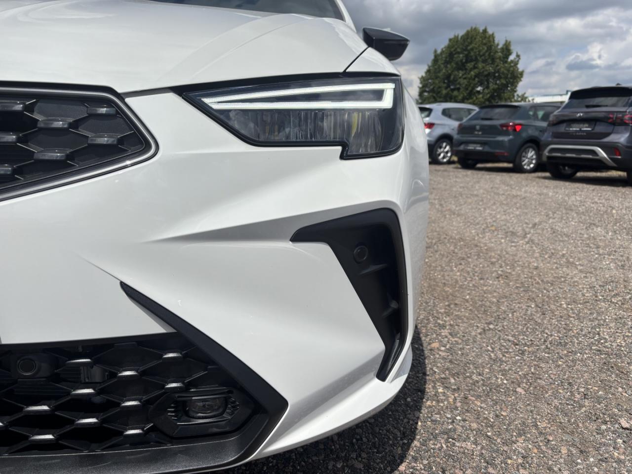Seat IBIZA FR 1.0 TSI, CO2-Klasse: D, NAVI SITZHEIZ. EINPARKH. DAB+ Bildbeschreibung: Seat IBIZA FR 1.0 TSI, CO2-Klasse: D, NAVI SITZHEIZ. EINPARKH. DAB+