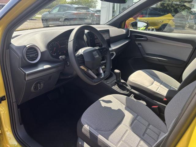 Seat ARONA FR 1.0 TSI DSG, CO2-Klasse: D, NAVI PARKLENKASS. AHZV-VOR. Bildbeschreibung: Seat ARONA FR 1.0 TSI DSG, CO2-Klasse: D, NAVI PARKLENKASS. AHZV-VOR.