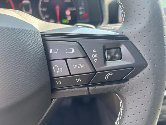 Seat ARONA FR 1.0 TSI DSG, CO2-Klasse: D, NAVI PARKLENKASS. AHZV-VOR. Bildbeschreibung: Seat ARONA FR 1.0 TSI DSG, CO2-Klasse: D, NAVI PARKLENKASS. AHZV-VOR.
