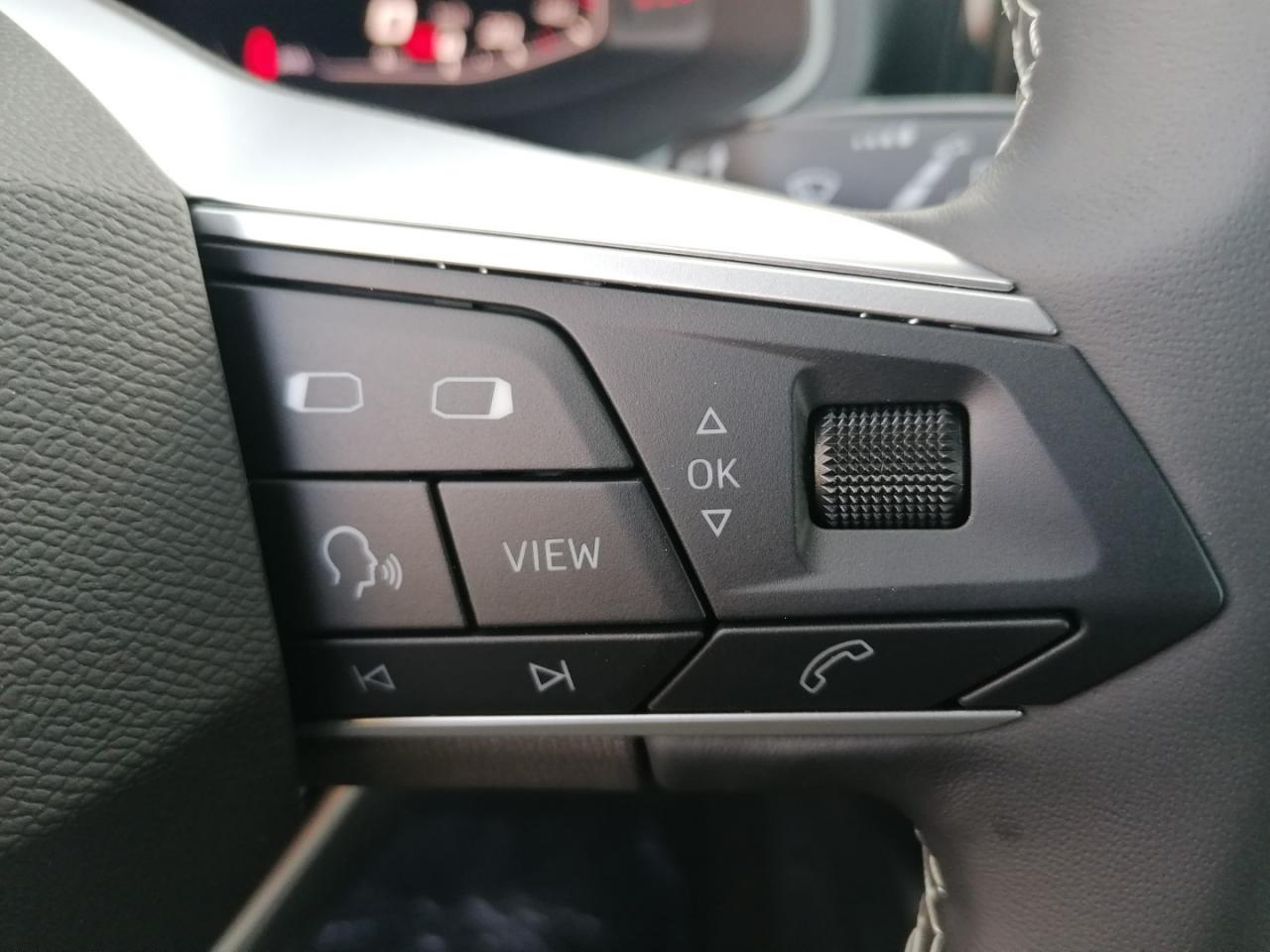 Seat IBIZA XCELLENCE 1.0 TSI NAVI SITZHEIZ. EINPARKH. Bildbeschreibung: Seat IBIZA XCELLENCE 1.0 TSI NAVI SITZHEIZ. EINPARKH.