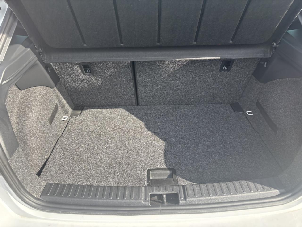 Seat IBIZA FR 1.0 TSI NAVI SITZHEIZ. EINPARKH. DAB+ Bildbeschreibung: Seat IBIZA FR 1.0 TSI NAVI SITZHEIZ. EINPARKH. DAB+