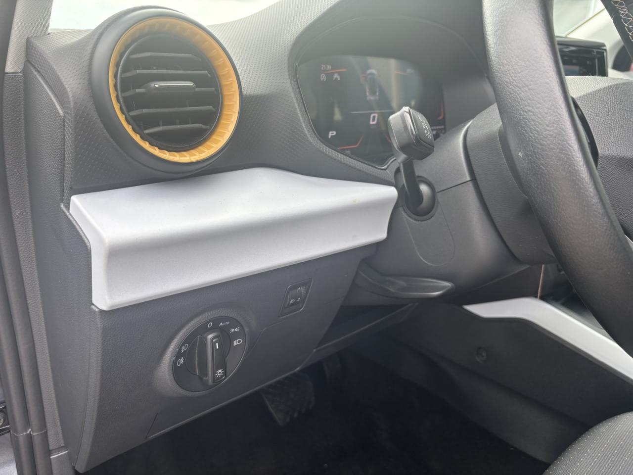 Seat ARONA STYLE 1.0 TSI DSG FULL-LINK EINPARKH. DAB+ Bildbeschreibung: Seat ARONA STYLE 1.0 TSI DSG FULL-LINK EINPARKH. DAB+