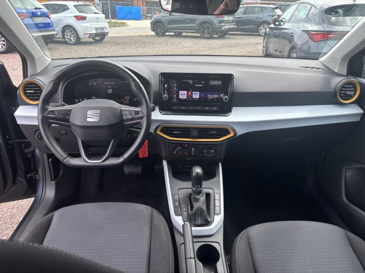 Seat ARONA STYLE 1.0 TSI DSG FULL-LINK EINPARKH. DAB+ Bildbeschreibung: Seat ARONA STYLE 1.0 TSI DSG FULL-LINK EINPARKH. DAB+