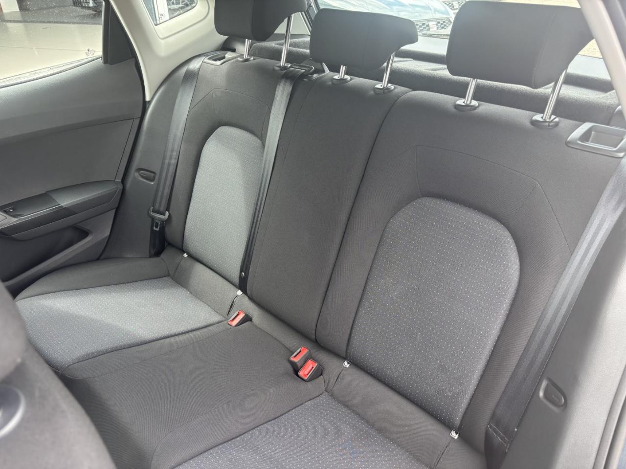 Seat ARONA STYLE 1.0 TSI DSG FULL-LINK EINPARKH. DAB+ Bildbeschreibung: Seat ARONA STYLE 1.0 TSI DSG FULL-LINK EINPARKH. DAB+