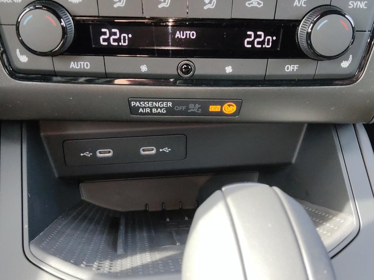 Seat IBIZA FR 1.0 TSI DSG, CO2-Klasse: D, NAVI SITZHEIZ. AHZV-VORBER. Bildbeschreibung: Seat IBIZA FR 1.0 TSI DSG, CO2-Klasse: D, NAVI SITZHEIZ. AHZV-VORBER.