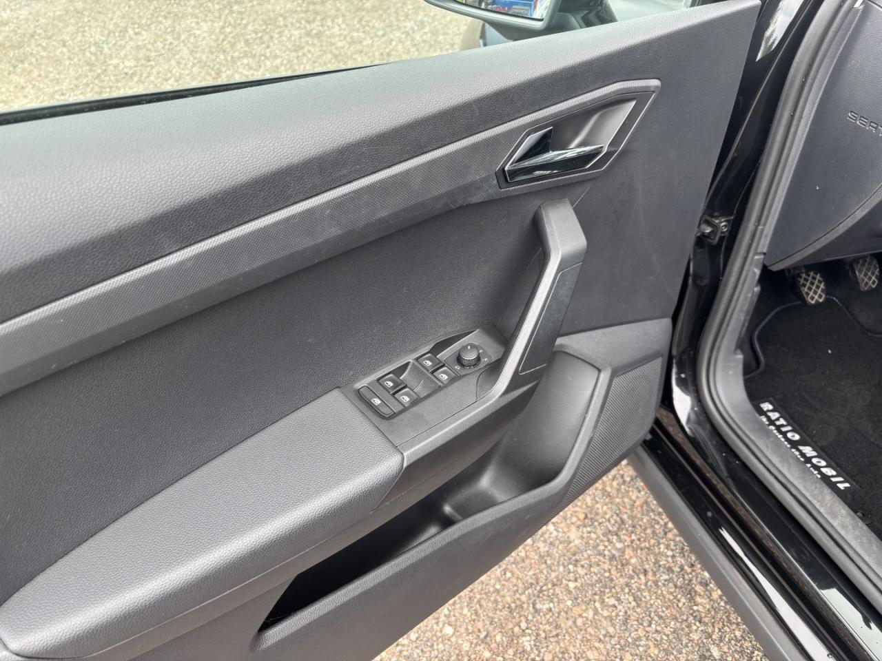 Seat ARONA STYLE 1.0 ECO TSI SITZH. EINPARKH. USB SD Bildbeschreibung: Seat ARONA STYLE 1.0 ECO TSI SITZH. EINPARKH. USB SD