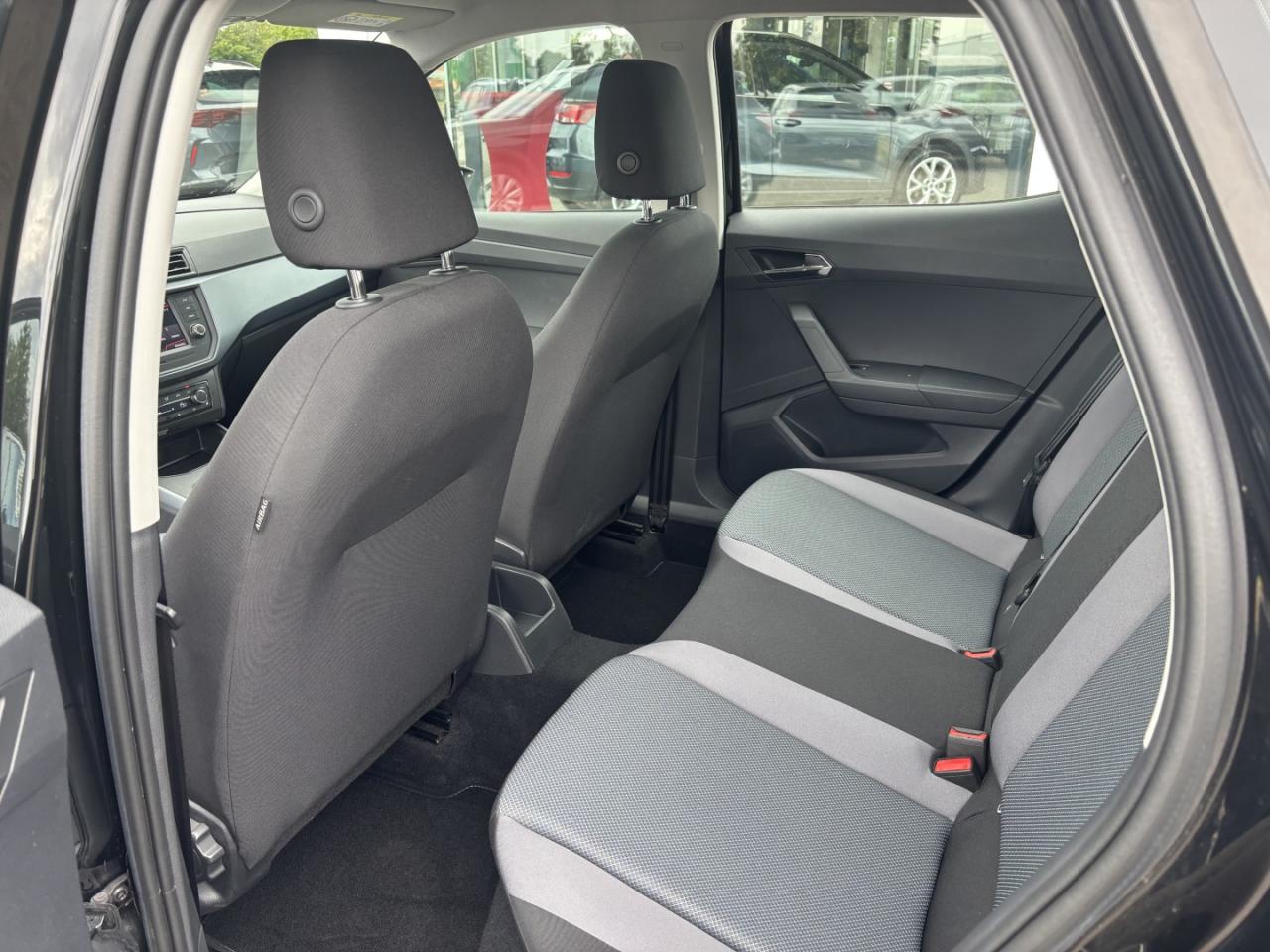 Seat ARONA STYLE 1.0 ECO TSI SITZH. EINPARKH. USB SD Bildbeschreibung: Seat ARONA STYLE 1.0 ECO TSI SITZH. EINPARKH. USB SD