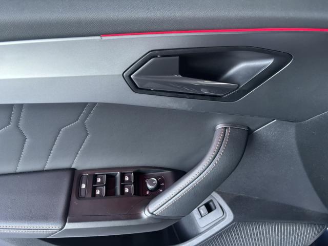 Cupra FORMENTOR 1.5 TSI PANORAMAD. DAB+ NAVI SITZH. Bildbeschreibung: Cupra FORMENTOR 1.5 TSI PANORAMAD. DAB+ NAVI SITZH.