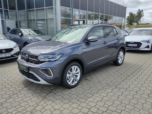 Volkswagen T CROSS LIFE 1.0 TSI DSG, CO2-Klasse: D, DAB+ MATRIX-LED SITZH. Bildbeschreibung: Volkswagen T CROSS LIFE 1.0 TSI DSG, CO2-Klasse: D, DAB+ MATRIX-LED SITZH.