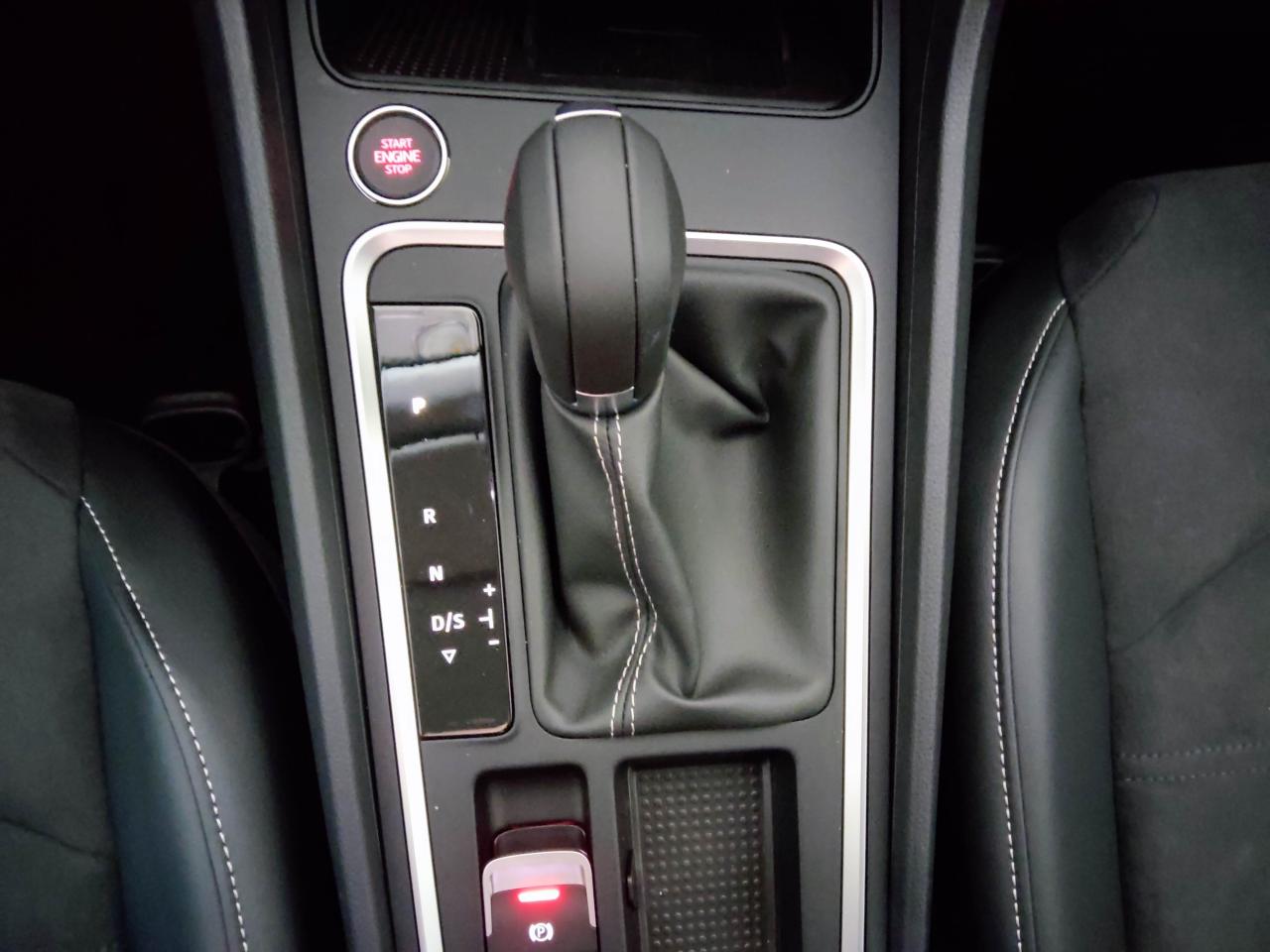 Seat ATECA ROAD EDITION 1.5 TSI DSG, CO2-Klasse: E, NAVI AHZV SITZH. Bildbeschreibung: Seat ATECA ROAD EDITION 1.5 TSI DSG, CO2-Klasse: E, NAVI AHZV SITZH.