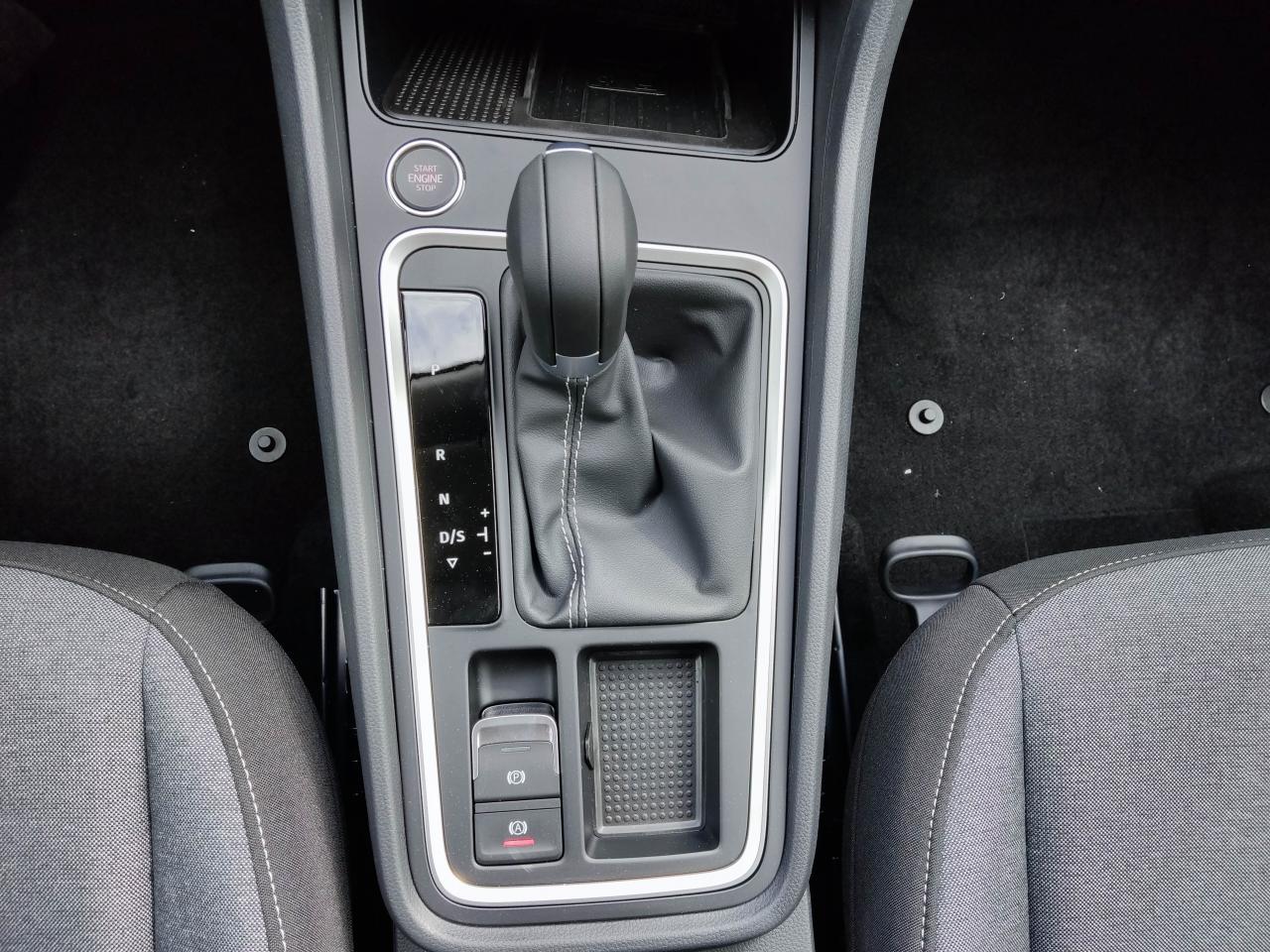 Seat ATECA ROAD EDITION 1.5 TSI DSG, CO2-Klasse: E, NAVI AHZV SITZH. Bildbeschreibung: Seat ATECA ROAD EDITION 1.5 TSI DSG, CO2-Klasse: E, NAVI AHZV SITZH.