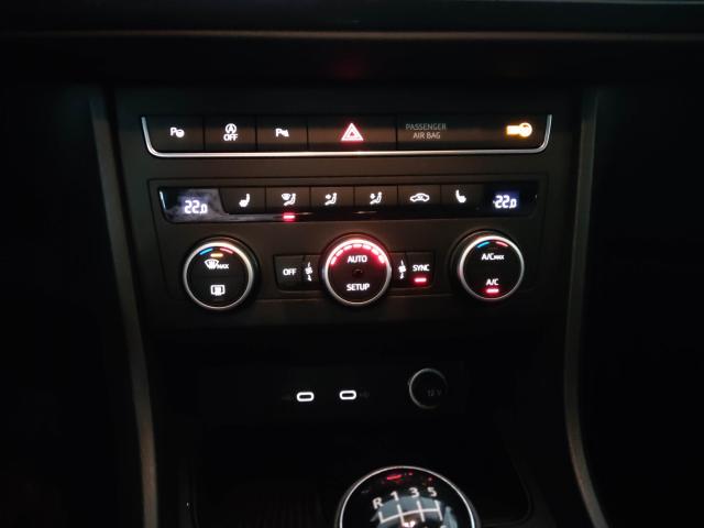 Seat ATECA STYLE 1.5 TSI ACT NAVI FULL-LINK DAB+ SHZ Bildbeschreibung: Seat ATECA STYLE 1.5 TSI ACT NAVI FULL-LINK DAB+ SHZ