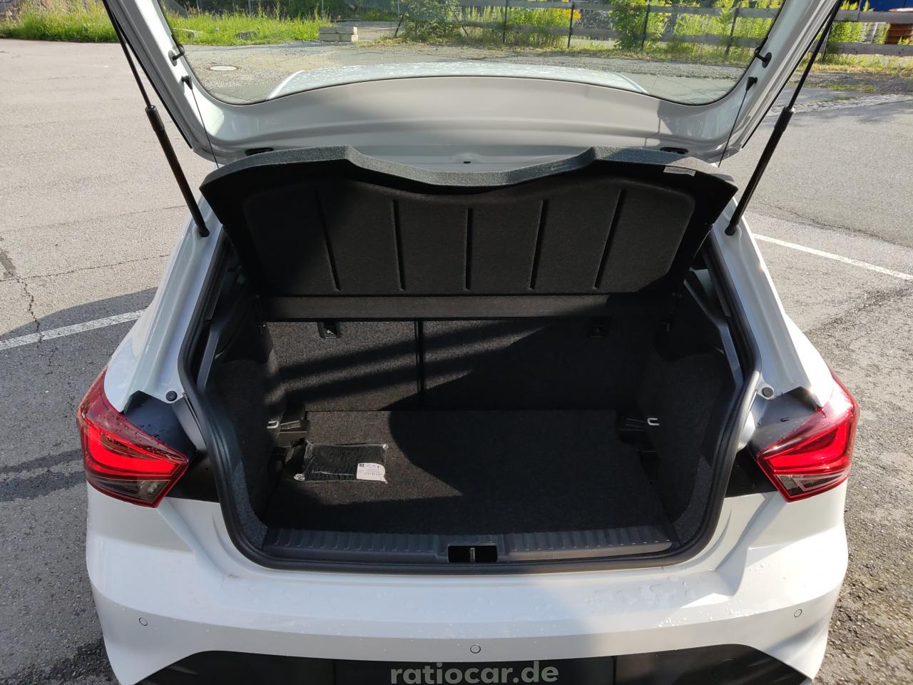 Seat IBIZA STYLE 1.0 TSI DSG, CO2-Klasse: D, NAVI AHZV-VORBER. SITZH. Bildbeschreibung: Seat IBIZA STYLE 1.0 TSI DSG, CO2-Klasse: D, NAVI AHZV-VORBER. SITZH.