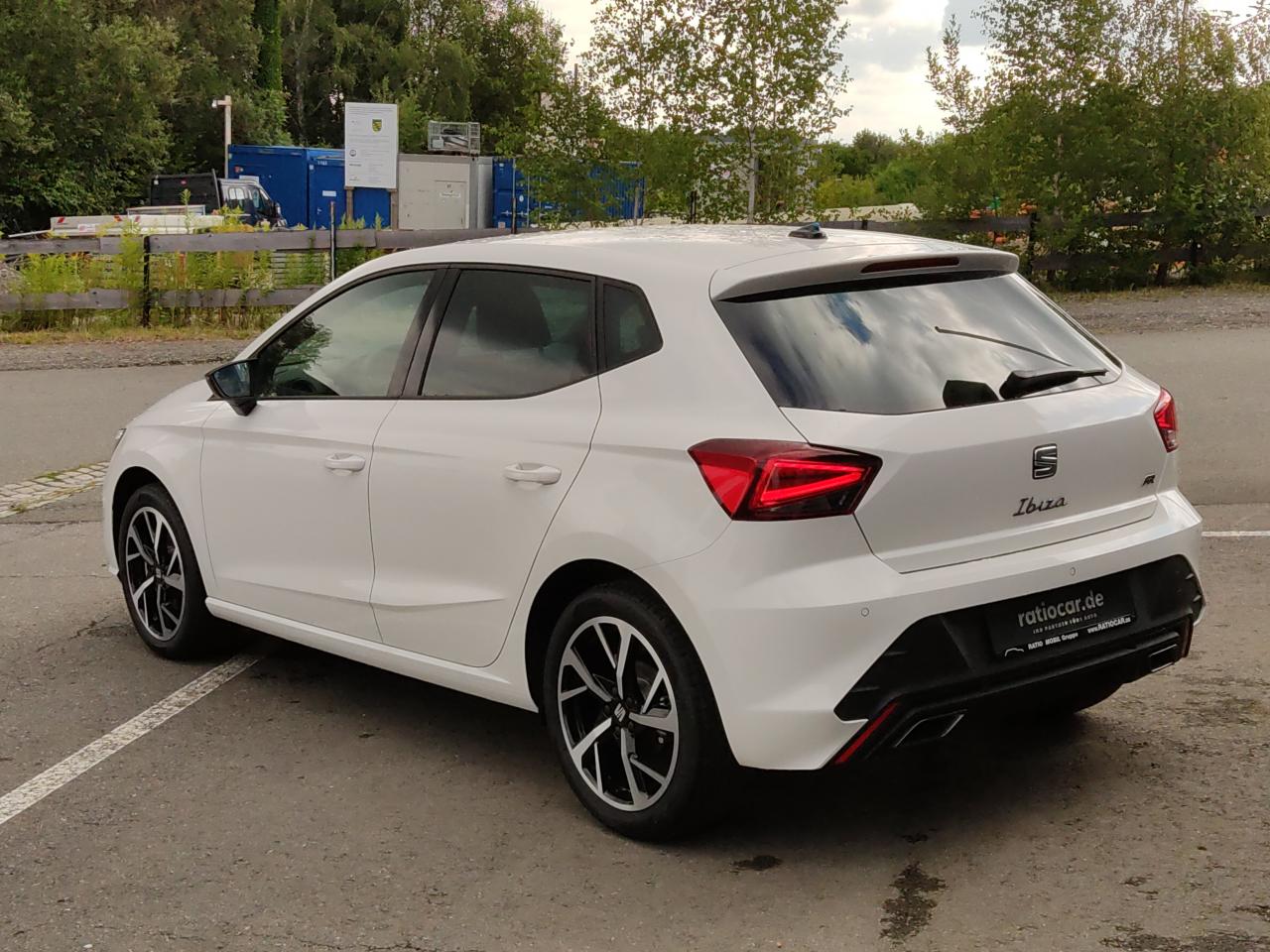 Seat IBIZA FR 1.0 TSI, CO2-Klasse: D, NAVI SITZHEIZ. EINPARKH. DAB+ Bildbeschreibung: Seat IBIZA FR 1.0 TSI, CO2-Klasse: D, NAVI SITZHEIZ. EINPARKH. DAB+