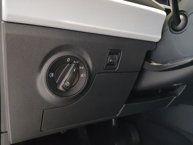 Seat IBIZA STYLE 1.0 MPI FRONT-ASSIST FULL-LINK DAB+ Bildbeschreibung: Seat IBIZA STYLE 1.0 MPI FRONT-ASSIST FULL-LINK DAB+