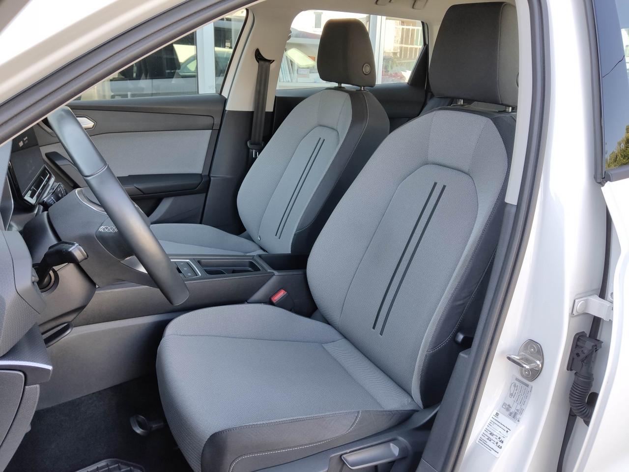 Seat LEON SPORTSTOURER 2.0 TDI STYLE NAVI SITZH. EPH Bildbeschreibung: Seat LEON SPORTSTOURER 2.0 TDI STYLE NAVI SITZH. EPH