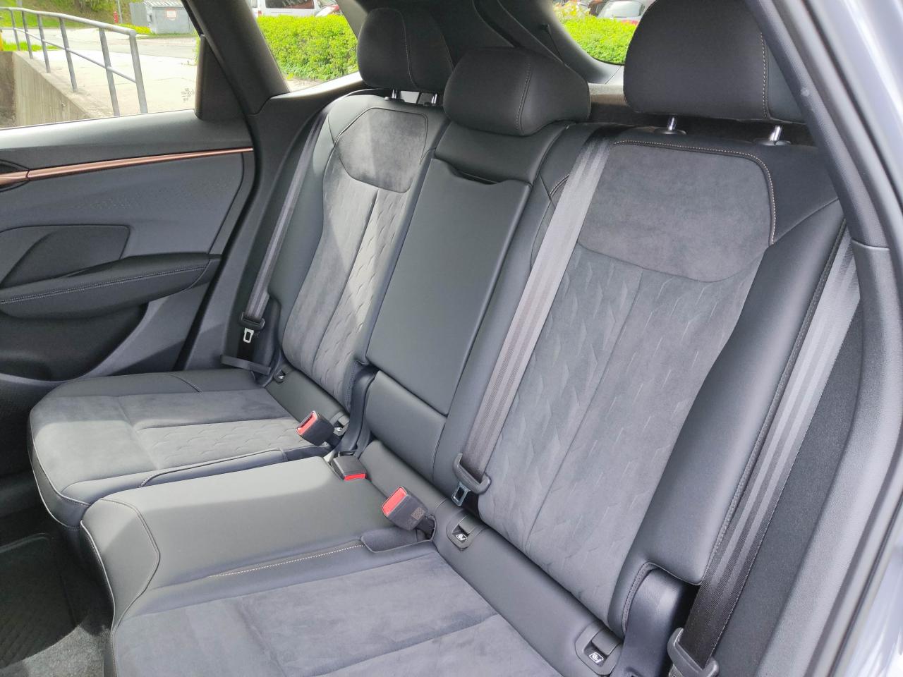 Cupra TERRAMAR VZ 2.0 TSI DSG 4DRIVE AKEBONO-BREMSEN Bildbeschreibung: Cupra TERRAMAR VZ 2.0 TSI DSG 4DRIVE AKEBONO-BREMSEN