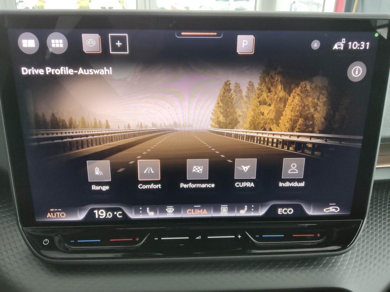 Cupra RAVAL ENDURANCE EDITION DYNAMIC PLUS PLASMA 155 KW 52KWH, CO2-Klasse: A, Bildbeschreibung: Cupra RAVAL ENDURANCE EDITION DYNAMIC PLUS PLASMA 155 KW 52KWH, CO2-Klasse: A,