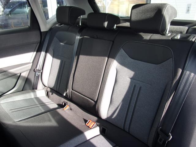 Seat ATECA STYLE 2.0 TDI DSG 4DRIVE DAB+ USB NAVI Bildbeschreibung: Seat ATECA STYLE 2.0 TDI DSG 4DRIVE DAB+ USB NAVI