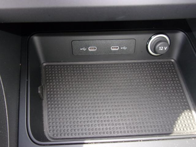 Seat ATECA STYLE 2.0 TDI DSG 4DRIVE DAB+ USB NAVI Bildbeschreibung: Seat ATECA STYLE 2.0 TDI DSG 4DRIVE DAB+ USB NAVI