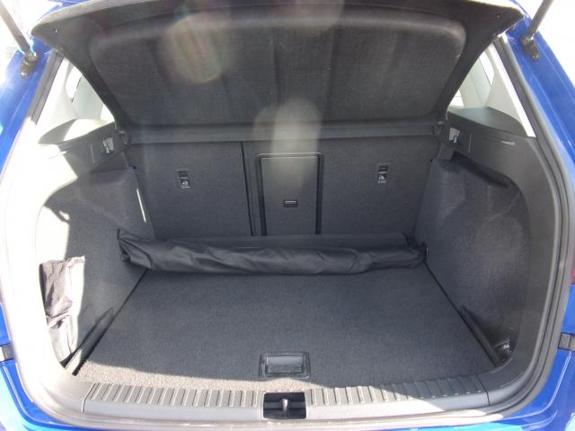 Seat ATECA STYLE 2.0 TDI DSG 4DRIVE DAB+ USB NAVI Bildbeschreibung: Seat ATECA STYLE 2.0 TDI DSG 4DRIVE DAB+ USB NAVI