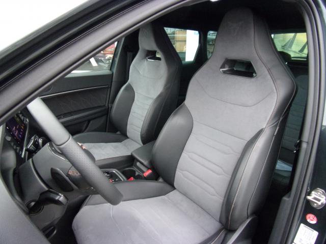 Cupra ATECA VZ TRIBE EDITION 2.0 TSI DSG 4DRIVE AHK Bildbeschreibung: Cupra ATECA VZ TRIBE EDITION 2.0 TSI DSG 4DRIVE AHK