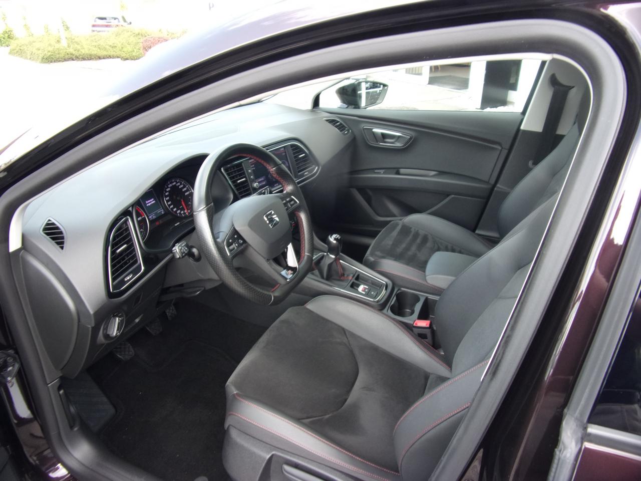 Seat LEON SPORTSTOURER FR 1.5 TSI ACT AHZV-VORB. SHZ Bildbeschreibung: Seat LEON SPORTSTOURER FR 1.5 TSI ACT AHZV-VORB. SHZ