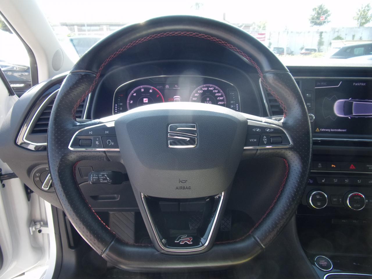 Seat LEON SPORTSTOURER FR 1.5 TSI ACT NAVI ACC Bildbeschreibung: Seat LEON SPORTSTOURER FR 1.5 TSI ACT NAVI ACC