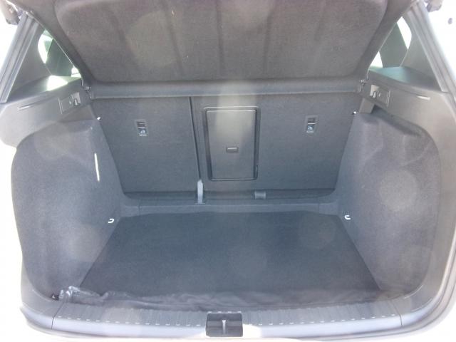 Seat ATECA XPERIENCE 1.5 TSI DSG BEHEIZB.FS NAVI Bildbeschreibung: Seat ATECA XPERIENCE 1.5 TSI DSG BEHEIZB.FS NAVI