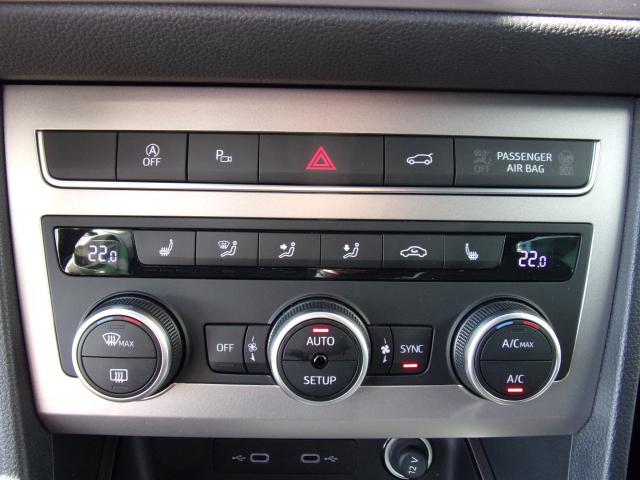 Seat ATECA XPERIENCE 1.5 TSI DSG BEHEIZB.FS NAVI Bildbeschreibung: Seat ATECA XPERIENCE 1.5 TSI DSG BEHEIZB.FS NAVI