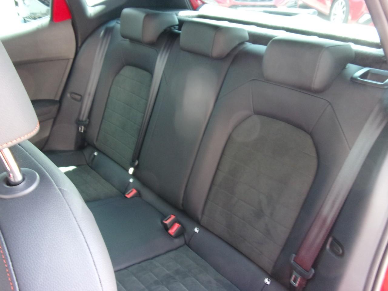 Seat ARONA FR 1.0 TSI NAVI SITZHEIZ. EINPARKH. DAB+ Bildbeschreibung: Seat ARONA FR 1.0 TSI NAVI SITZHEIZ. EINPARKH. DAB+