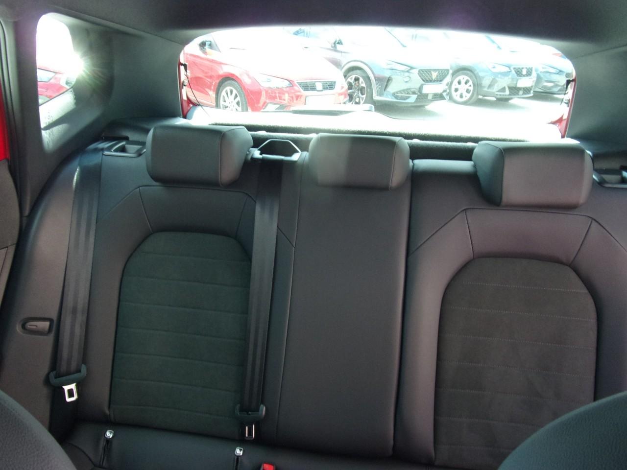 Seat ARONA FR 1.0 TSI NAVI SITZHEIZ. EINPARKH. DAB+ Bildbeschreibung: Seat ARONA FR 1.0 TSI NAVI SITZHEIZ. EINPARKH. DAB+