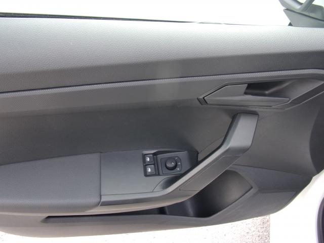 Seat IBIZA REFERENCE 1.0 MPI KLIMA FREISPR. USB DAB+ Bildbeschreibung: Seat IBIZA REFERENCE 1.0 MPI KLIMA FREISPR. USB DAB+