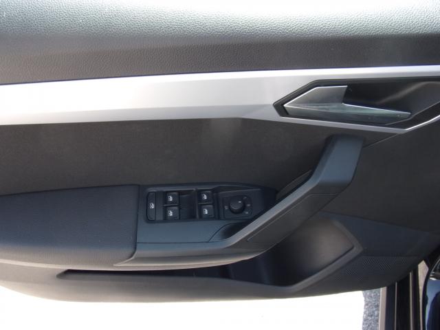 Seat ARONA FR 1.0 TSI VOLL-LED TEMPOMAT USB Bildbeschreibung: Seat ARONA FR 1.0 TSI VOLL-LED TEMPOMAT USB