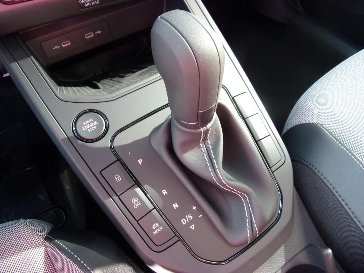 Seat ARONA FR BLACK EDITION 1.5 TSI DSG, CO2-Klasse: D, AHZV-VORBER. Bildbeschreibung: Seat ARONA FR BLACK EDITION 1.5 TSI DSG, CO2-Klasse: D, AHZV-VORBER.