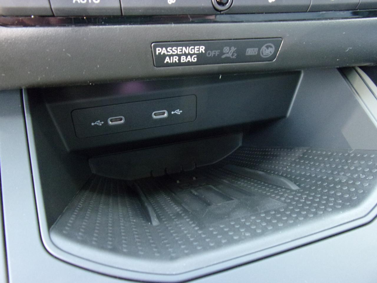 Seat IBIZA FR 1.0 TSI DSG, CO2-Klasse: D, NAVI SITZHEIZ. EINPARKH. Bildbeschreibung: Seat IBIZA FR 1.0 TSI DSG, CO2-Klasse: D, NAVI SITZHEIZ. EINPARKH.