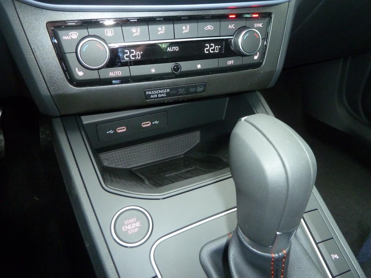 Seat IBIZA FR 1.0 TSI DSG, CO2-Klasse: D, NAVI AHZV-VORBER. SITZH. Bildbeschreibung: Seat IBIZA FR 1.0 TSI DSG, CO2-Klasse: D, NAVI AHZV-VORBER. SITZH.