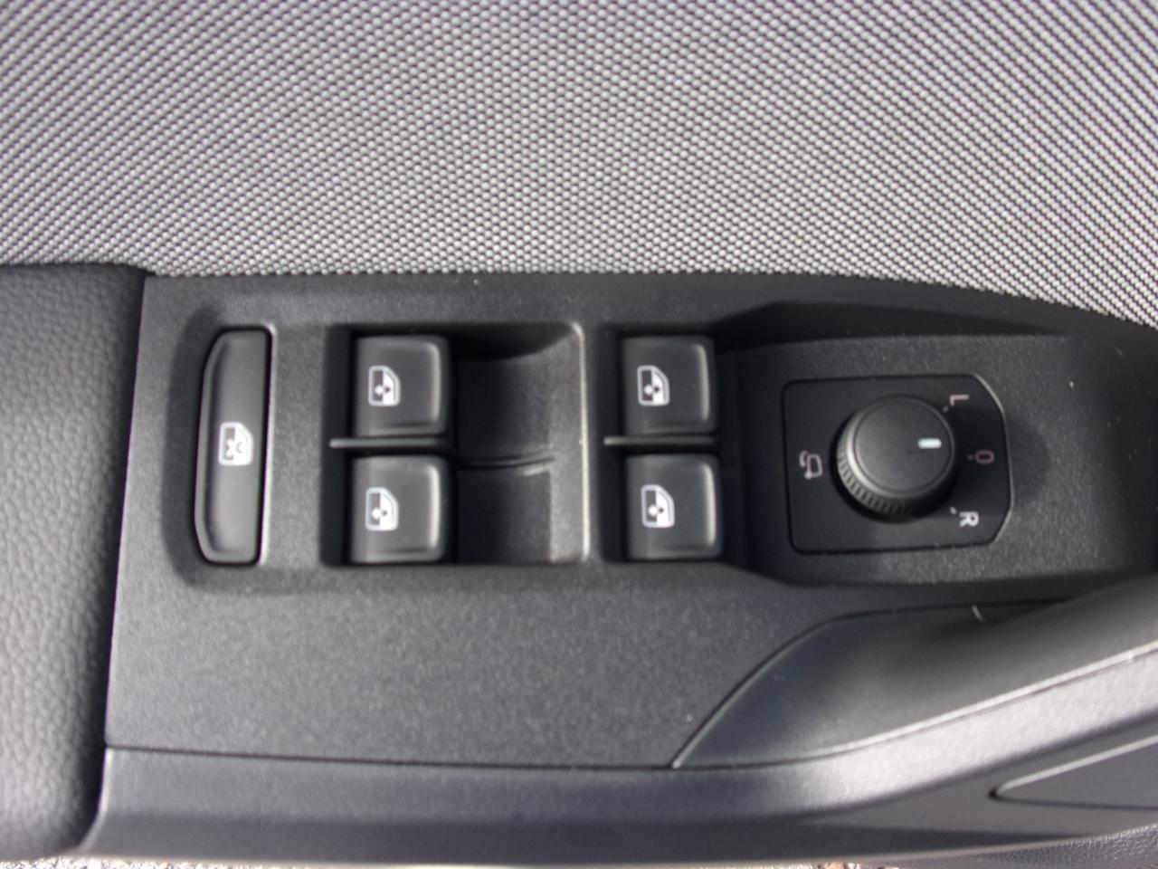 Seat ARONA FR 1.0 TSI DSG, CO2-Klasse: D, AHZV VORB. VIRTUAL COCKPIT Bildbeschreibung: Seat ARONA FR 1.0 TSI DSG, CO2-Klasse: D, AHZV VORB. VIRTUAL COCKPIT