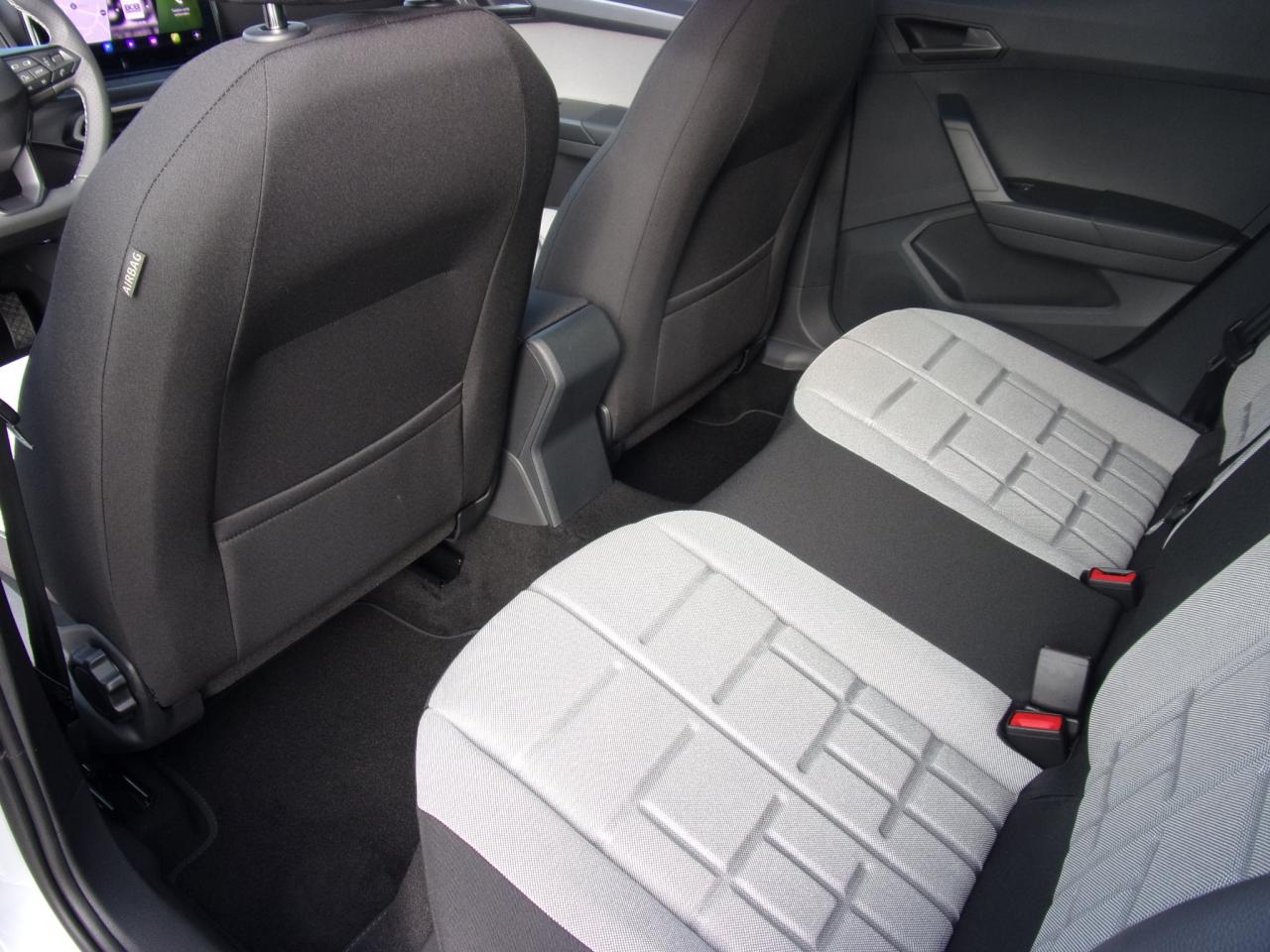 Seat ARONA FR 1.0 TSI DSG, CO2-Klasse: D, AHZV VORB. VIRTUAL COCKPIT Bildbeschreibung: Seat ARONA FR 1.0 TSI DSG, CO2-Klasse: D, AHZV VORB. VIRTUAL COCKPIT