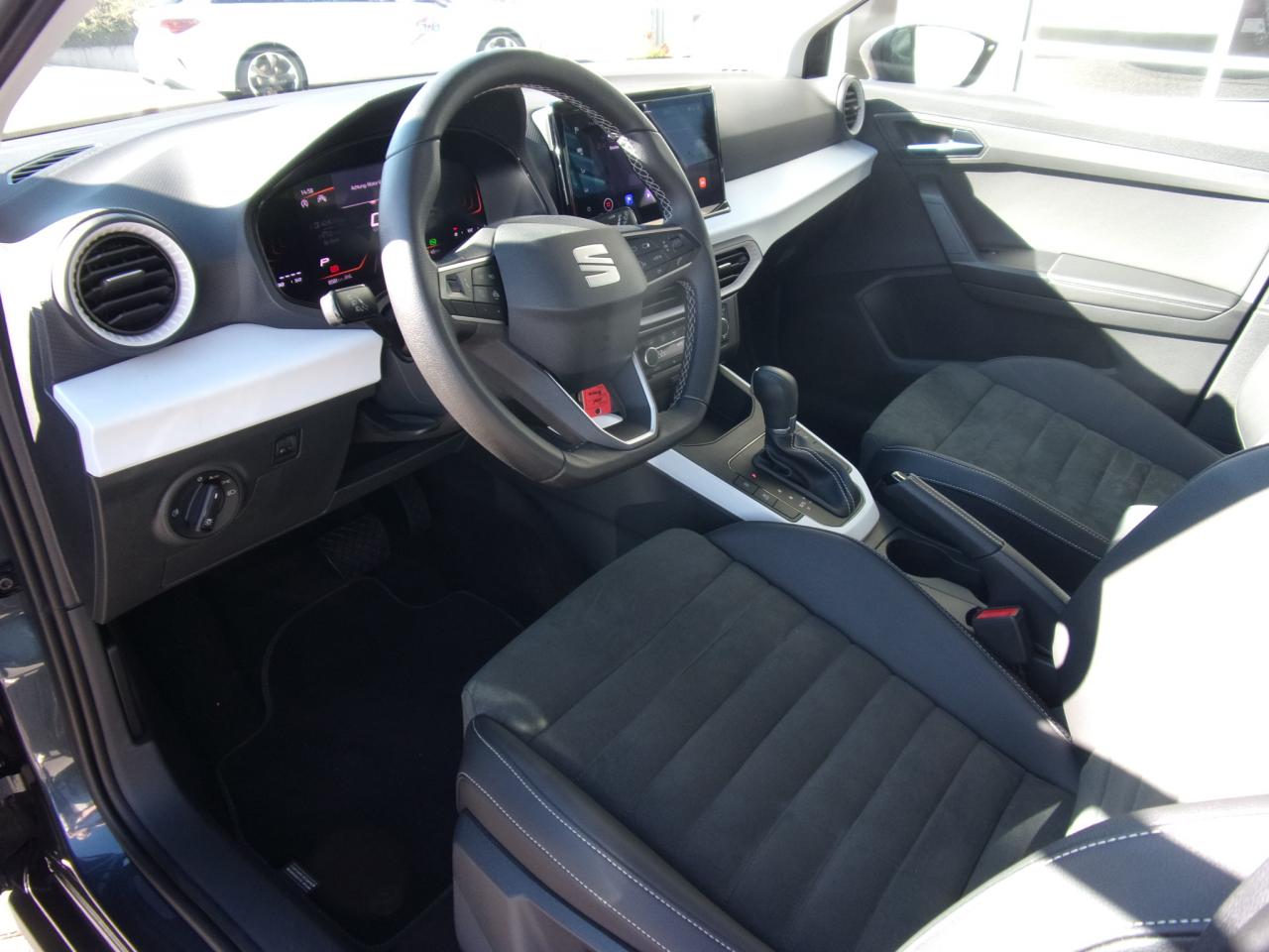 Seat ARONA ROAD EDITION 1.0 TSI DSG NAVI SITZH. EPH Bildbeschreibung: Seat ARONA ROAD EDITION 1.0 TSI DSG NAVI SITZH. EPH